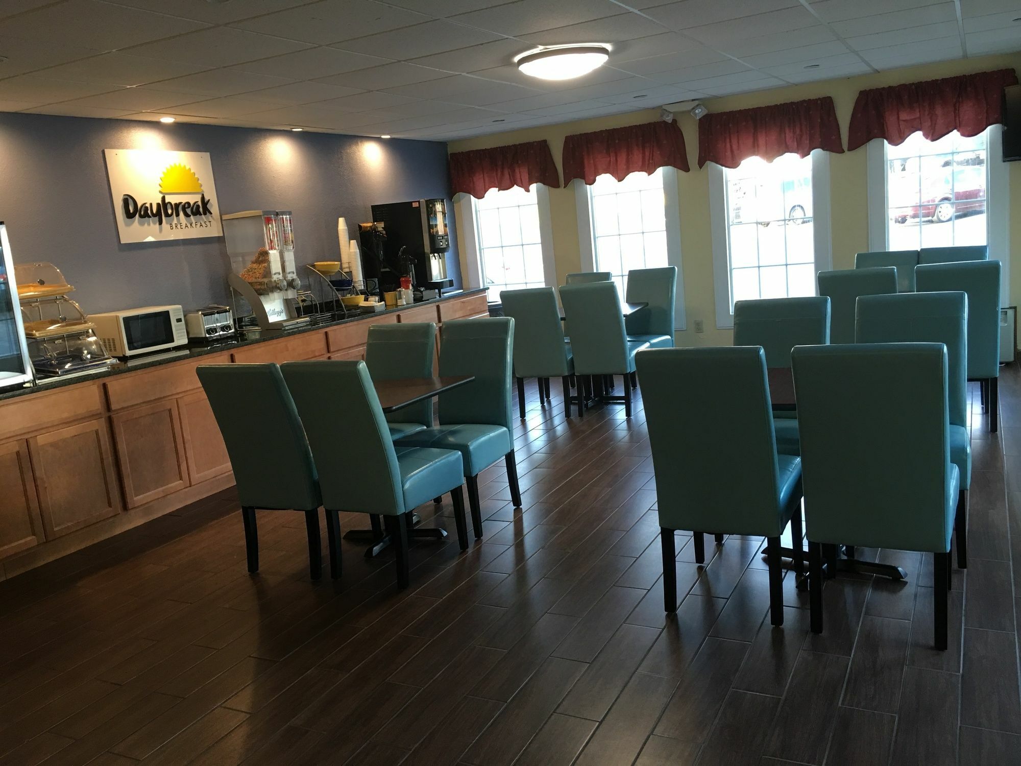 Days Inn By Wyndham Sharonville Eksteriør billede